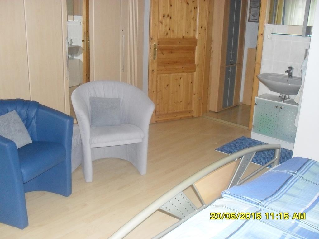 Ferienwohnung Stricker Обертраун Стая снимка
