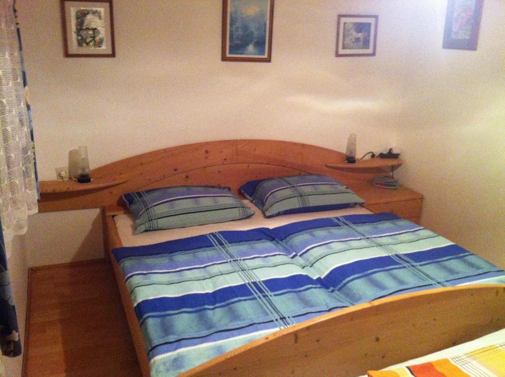 Ferienwohnung Stricker Обертраун Стая снимка
